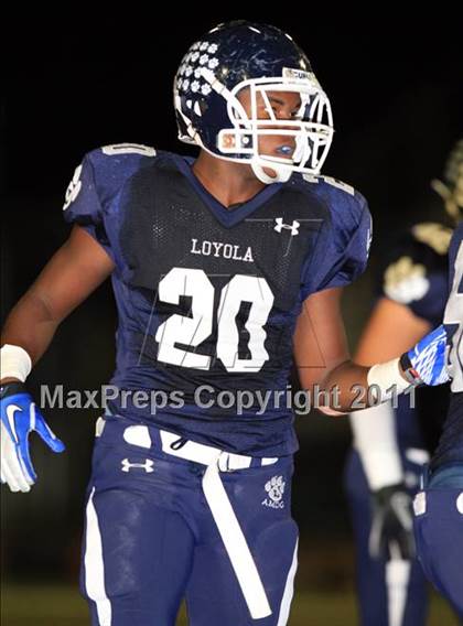 Thumbnail 1 in Loyola vs. Valencia photogallery.