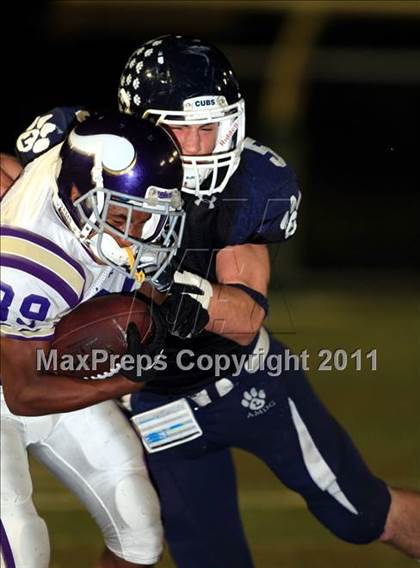 Thumbnail 1 in Loyola vs. Valencia photogallery.