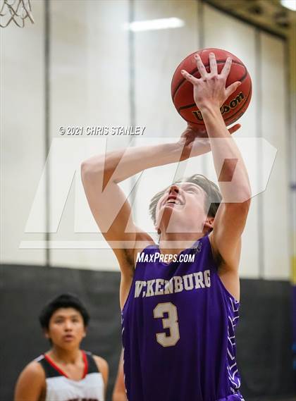 Thumbnail 3 in Seligman vs Wickenburg (Wrangler Classic) photogallery.