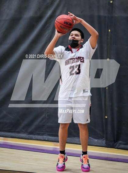 Thumbnail 2 in Seligman vs Wickenburg (Wrangler Classic) photogallery.