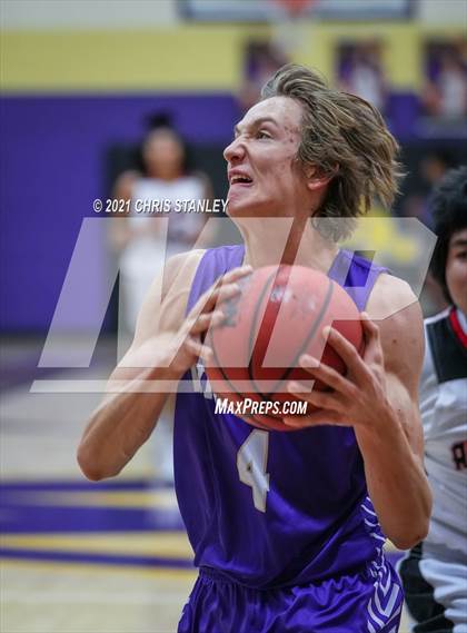 Thumbnail 2 in Seligman vs Wickenburg (Wrangler Classic) photogallery.