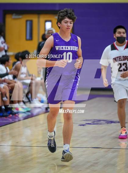 Thumbnail 3 in Seligman vs Wickenburg (Wrangler Classic) photogallery.