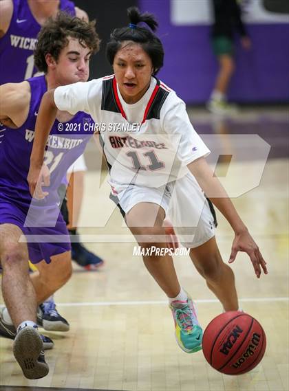 Thumbnail 2 in Seligman vs Wickenburg (Wrangler Classic) photogallery.