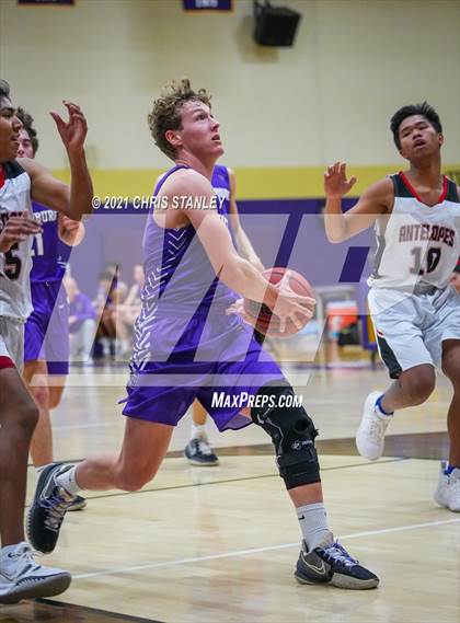 Thumbnail 3 in Seligman vs Wickenburg (Wrangler Classic) photogallery.