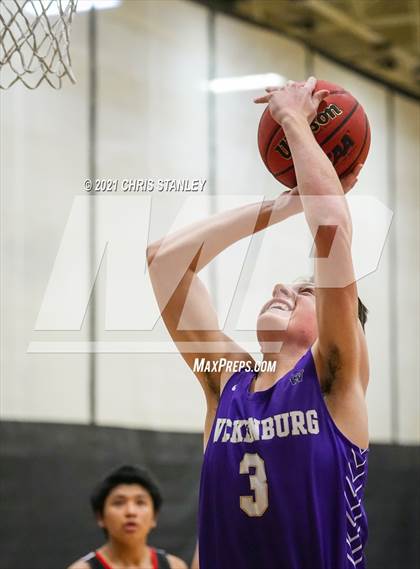 Thumbnail 1 in Seligman vs Wickenburg (Wrangler Classic) photogallery.