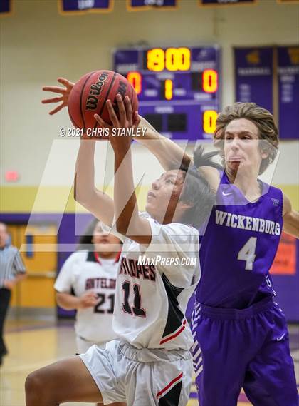 Thumbnail 1 in Seligman vs Wickenburg (Wrangler Classic) photogallery.