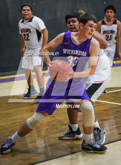 Thumbnail 3 in Seligman vs Wickenburg (Wrangler Classic) photogallery.