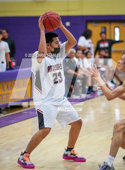 Thumbnail 2 in Seligman vs Wickenburg (Wrangler Classic) photogallery.