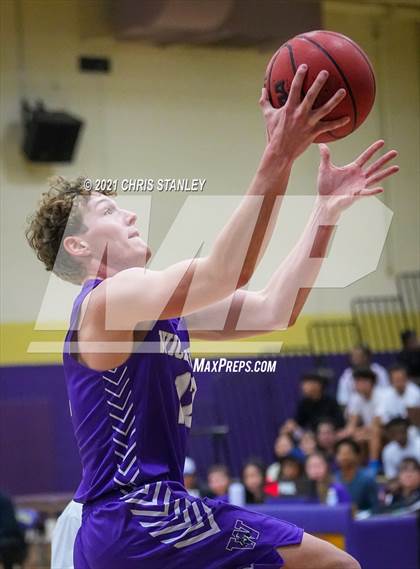 Thumbnail 3 in Seligman vs Wickenburg (Wrangler Classic) photogallery.
