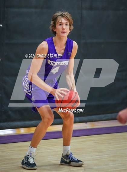 Thumbnail 3 in Seligman vs Wickenburg (Wrangler Classic) photogallery.