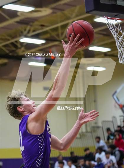 Thumbnail 1 in Seligman vs Wickenburg (Wrangler Classic) photogallery.
