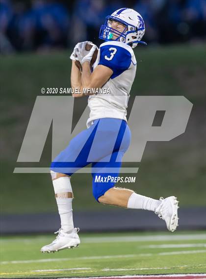 Thumbnail 1 in Lincoln East @ Millard North photogallery.