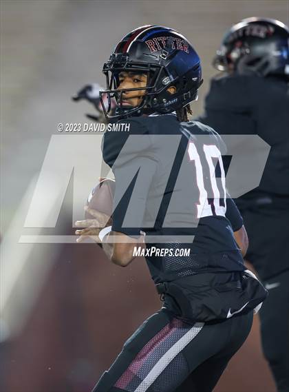 Thumbnail 3 in Republic vs. Cardinal Ritter College Prep (MSHSAA Class 5 Championship) photogallery.
