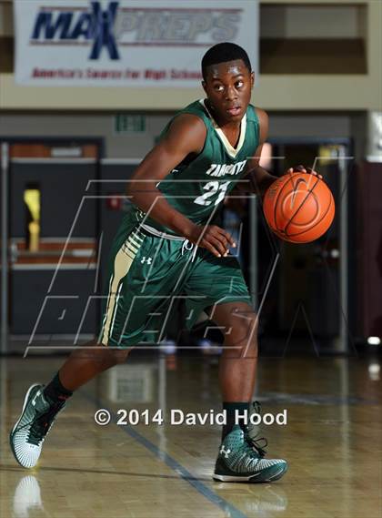 Thumbnail 3 in Villa Park vs. Tahquitz (MaxPreps Holiday Classic) photogallery.