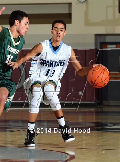 Thumbnail 3 in Villa Park vs. Tahquitz (MaxPreps Holiday Classic) photogallery.