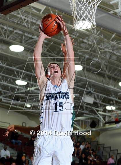 Thumbnail 2 in Villa Park vs. Tahquitz (MaxPreps Holiday Classic) photogallery.