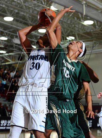Thumbnail 1 in Villa Park vs. Tahquitz (MaxPreps Holiday Classic) photogallery.