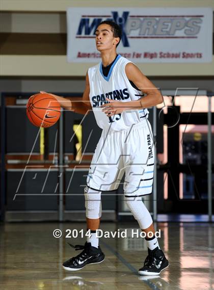 Thumbnail 2 in Villa Park vs. Tahquitz (MaxPreps Holiday Classic) photogallery.
