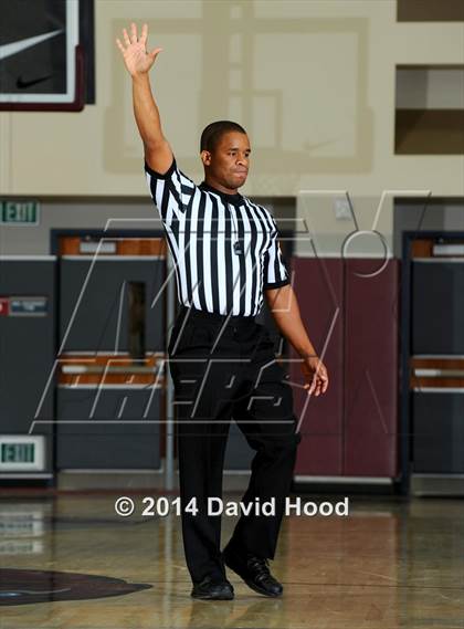 Thumbnail 3 in Villa Park vs. Tahquitz (MaxPreps Holiday Classic) photogallery.