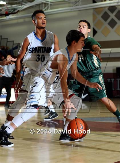 Thumbnail 3 in Villa Park vs. Tahquitz (MaxPreps Holiday Classic) photogallery.
