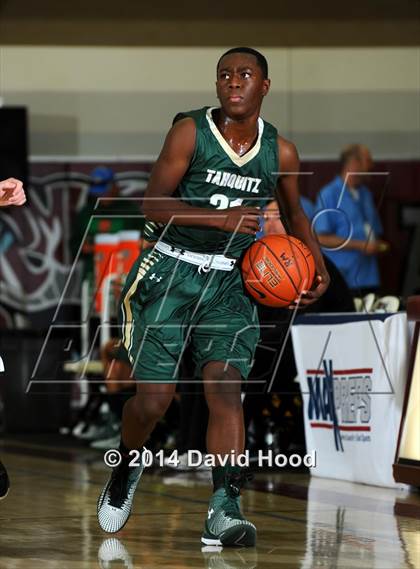 Thumbnail 2 in Villa Park vs. Tahquitz (MaxPreps Holiday Classic) photogallery.