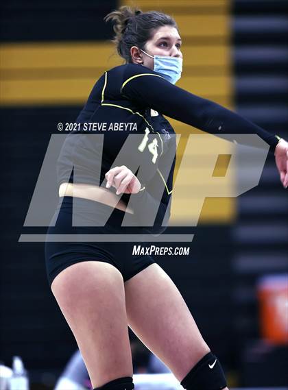 Thumbnail 1 in Grandview @ Arapahoe photogallery.