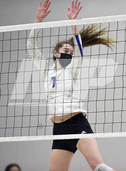 Thumbnail 1 in Grandview @ Arapahoe photogallery.