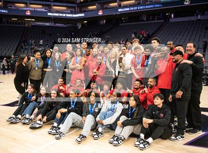 Thumbnail 2 in Harvard-Westlake @ Salesian College Preparatory (CIF State Open Division Final) photogallery.