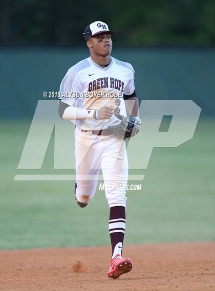 Thumbnail 2 in Green Hope vs. Fuquay - Varina photogallery.