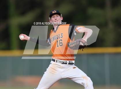 Thumbnail 2 in Green Hope vs. Fuquay - Varina photogallery.