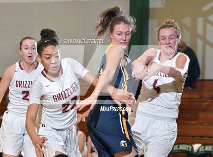 Thumbnail 1 in Oak Ridge vs. Mission Hills (St. Mary's Stockton MLK Showcase) photogallery.