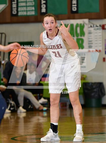 Thumbnail 3 in Oak Ridge vs. Mission Hills (St. Mary's Stockton MLK Showcase) photogallery.