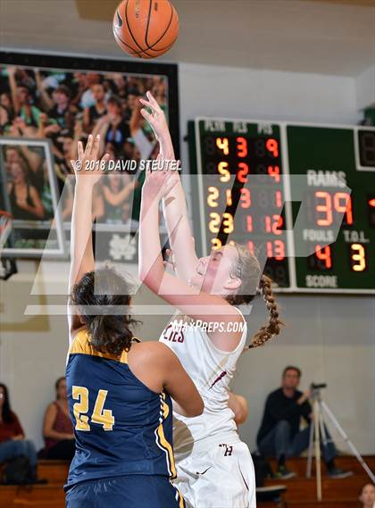 Thumbnail 1 in Oak Ridge vs. Mission Hills (St. Mary's Stockton MLK Showcase) photogallery.