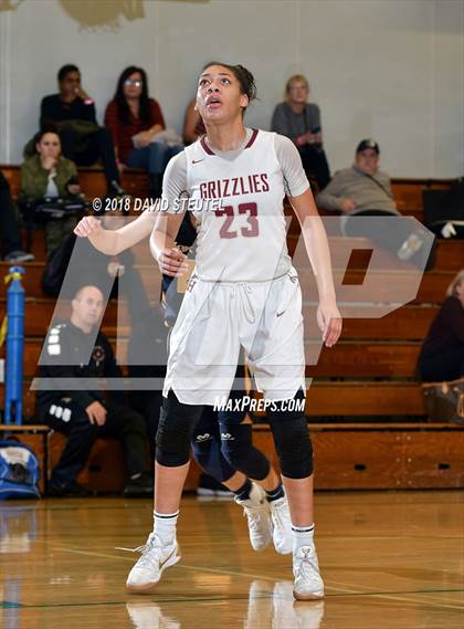 Thumbnail 2 in Oak Ridge vs. Mission Hills (St. Mary's Stockton MLK Showcase) photogallery.