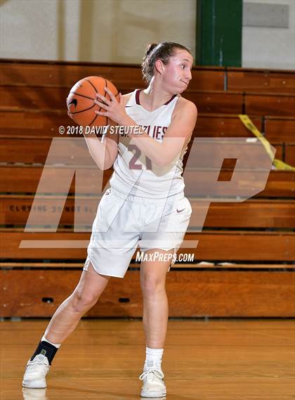 Thumbnail 3 in Oak Ridge vs. Mission Hills (St. Mary's Stockton MLK Showcase) photogallery.