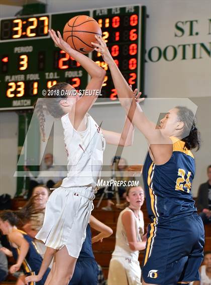 Thumbnail 3 in Oak Ridge vs. Mission Hills (St. Mary's Stockton MLK Showcase) photogallery.