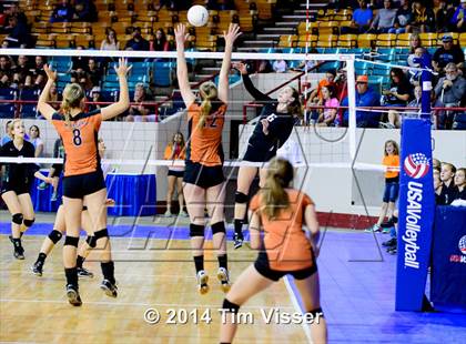 Thumbnail 2 in Mead vs. Niwot (CHSAA 4A Playoff) photogallery.