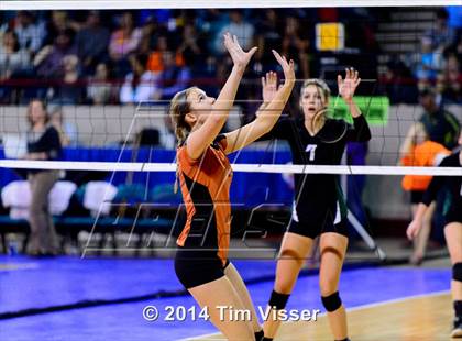 Thumbnail 1 in Mead vs. Niwot (CHSAA 4A Playoff) photogallery.
