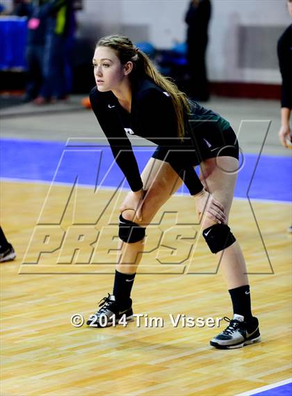 Thumbnail 1 in Mead vs. Niwot (CHSAA 4A Playoff) photogallery.