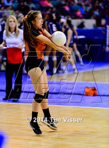 Thumbnail 2 in Mead vs. Niwot (CHSAA 4A Playoff) photogallery.