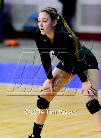 Thumbnail 2 in Mead vs. Niwot (CHSAA 4A Playoff) photogallery.