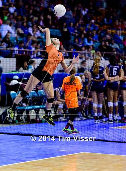Thumbnail 3 in Mead vs. Niwot (CHSAA 4A Playoff) photogallery.