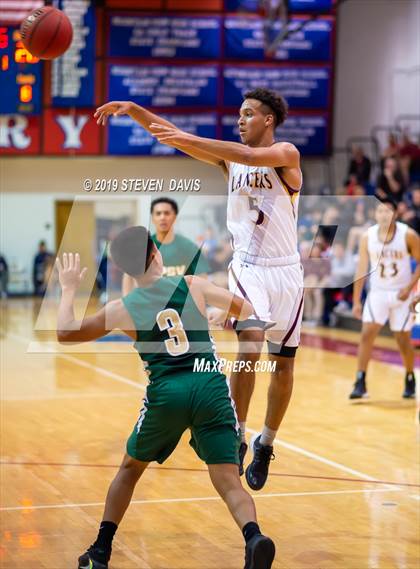 Thumbnail 1 in Salpointe Catholic vs. St. Patrick-St. Vincent  (Visit Mesa Basketball Challenge) photogallery.
