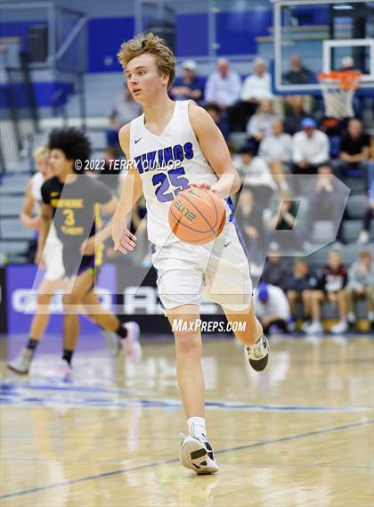 Thumbnail 2 in Montverde Academy vs. Pleasant Grove (5 for the Fight Hoopfest) photogallery.