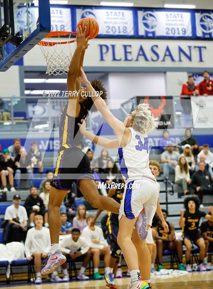 Thumbnail 2 in Montverde Academy vs. Pleasant Grove (5 for the Fight Hoopfest) photogallery.