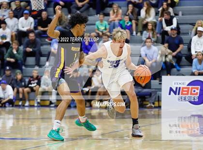 Thumbnail 2 in Montverde Academy vs. Pleasant Grove (5 for the Fight Hoopfest) photogallery.