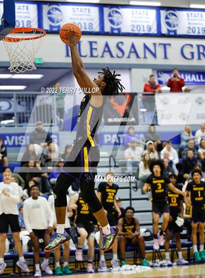 Thumbnail 3 in Montverde Academy vs. Pleasant Grove (5 for the Fight Hoopfest) photogallery.