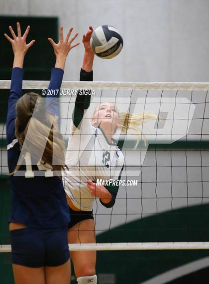 Thumbnail 1 in Pleasant Valley @ Granite Bay photogallery.