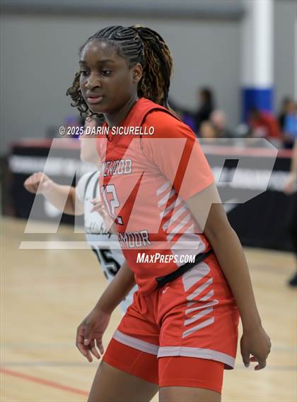 Thumbnail 2 in Archbishop Mitty vs. Homewood-Flossmoor (Nike Tournament of Champions) photogallery.