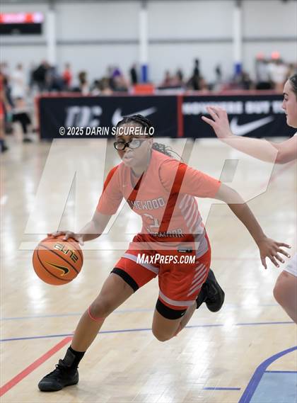 Thumbnail 3 in Archbishop Mitty vs. Homewood-Flossmoor (Nike Tournament of Champions) photogallery.